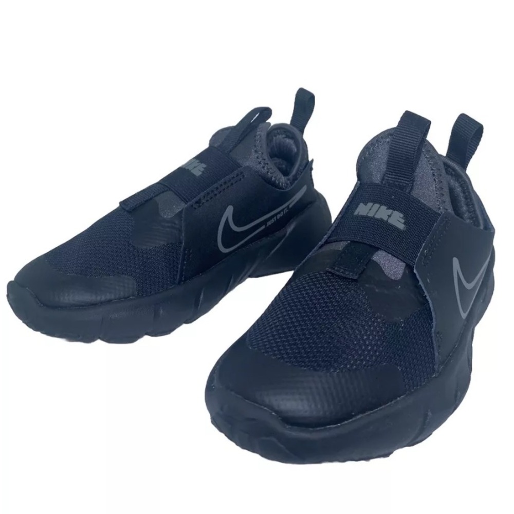 Nike Flex Runner 2 Boys Size 11c Black Gray Running Shoes Sneakers tennis shoes